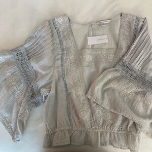 NWT | American Eagle Outfitters Light Gray Embroidered V-Neck Peasant Top